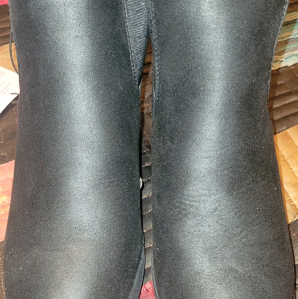 Serra sz 8 blk wedge bootie